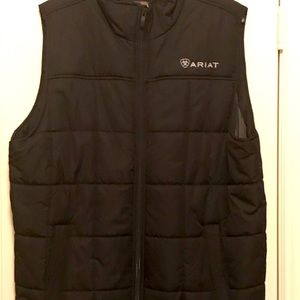 Ariat vest NWOT